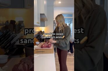 These French dip sandwiches were UNREAL😍 So cozy & loaded with flavor! I could eat them on repeat💯