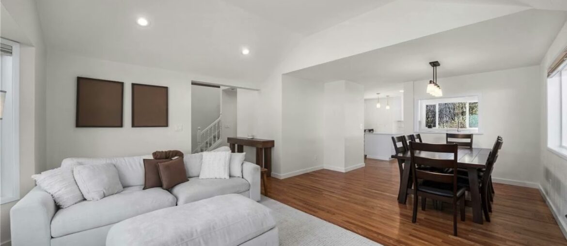 Open house in Renton this Saturday!!