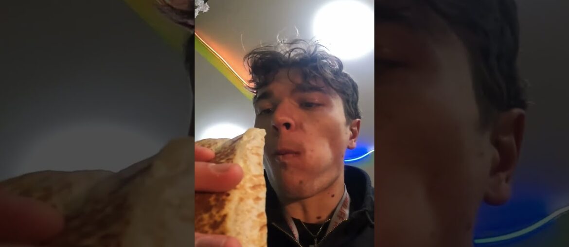 Food Review - Quebec French Taco