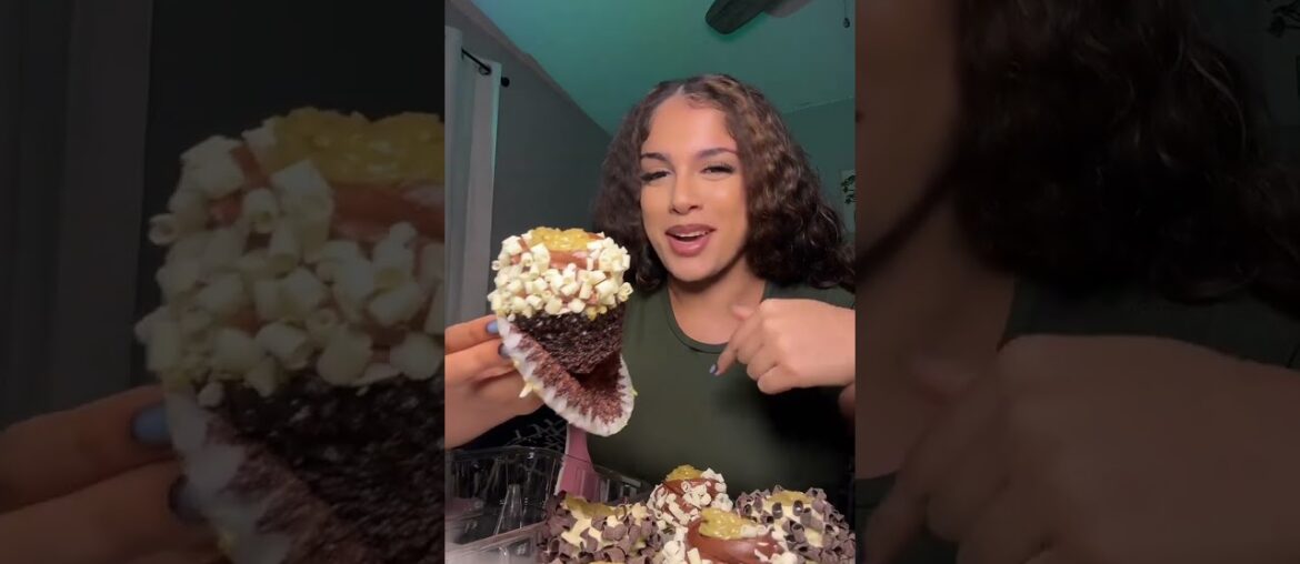 "Sam’s Club Gourmet Dubai Chocolate Cupcakes – So GOOD! 😍🧁 #DubaiChocolate #Cupcakes"...