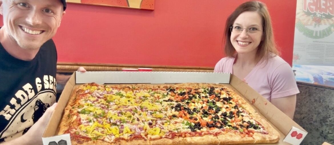 CAN WE DEFEAT THE BEAST PIZZA CHALLENGE? CAN WE DEFEAT THE BEAST PIZZA CHALLENGE?