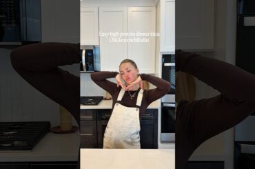 Would you try this??? #foodie #dinnerideas #vlog #marriedlife #couple