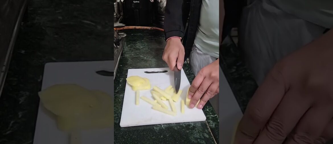 Perfect FRENCH FRIES #frenchfries #fingerchips #frenchfry #potatosnacks #snacks #potatofry #ytshorts
