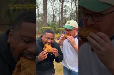 Trying the world best fried chicken #southcarolina #friedchicken #foodie #usa