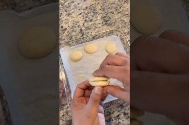 Homemade French Macarons#macarons#trendingshorts#trending#trend