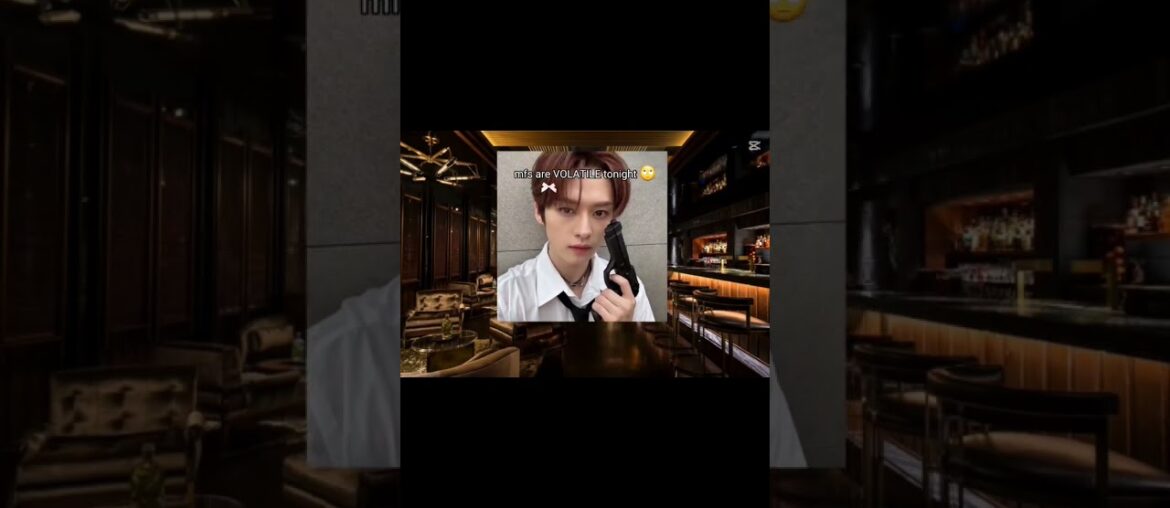 french restaurant #skz #hyunjin #felix #Leeknow