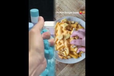 Chicken Burger Bowl 🍟🍗Layer fries on a plate.