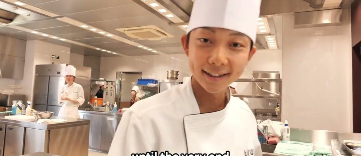 Innovation in French Dining: Harmonizing Robots and Human Hospitality