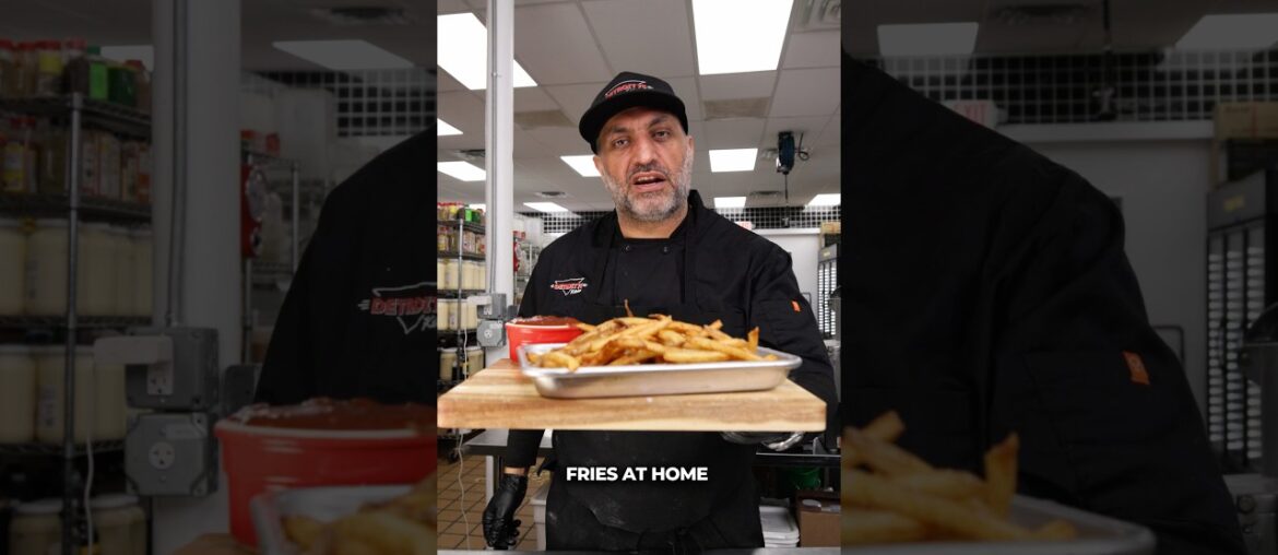 Super Delicious & Crispy Homemade Fries