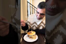 The best French onion soup in NYC 📍La Bonne Soupe