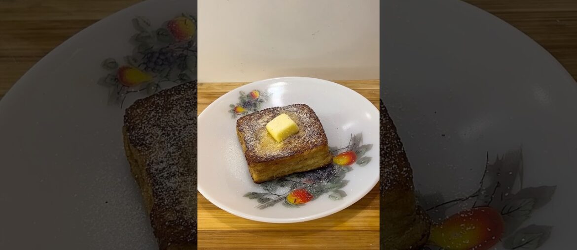 Hi, I’m back! This is Hong Kong style French Toast.