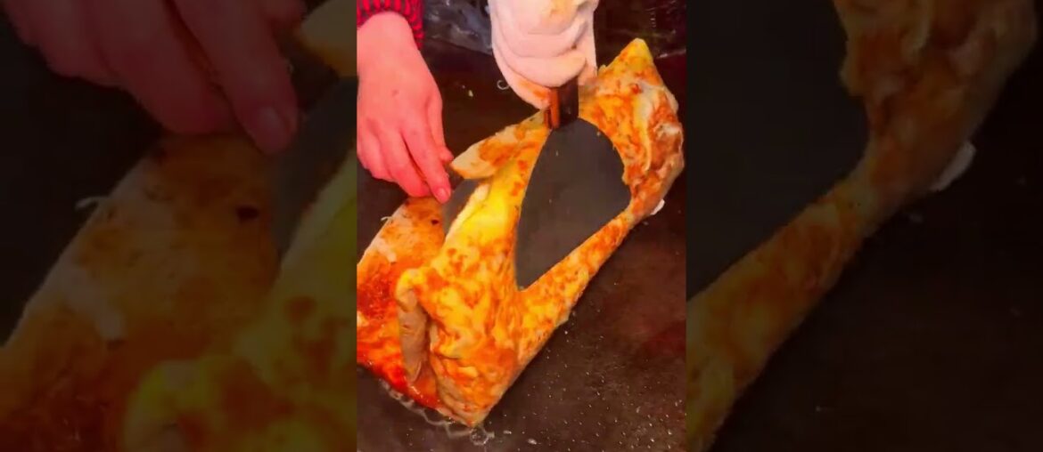 Ready for a Gourmet Jianbing? 🥞🍴#yummy #dlicious#shorts