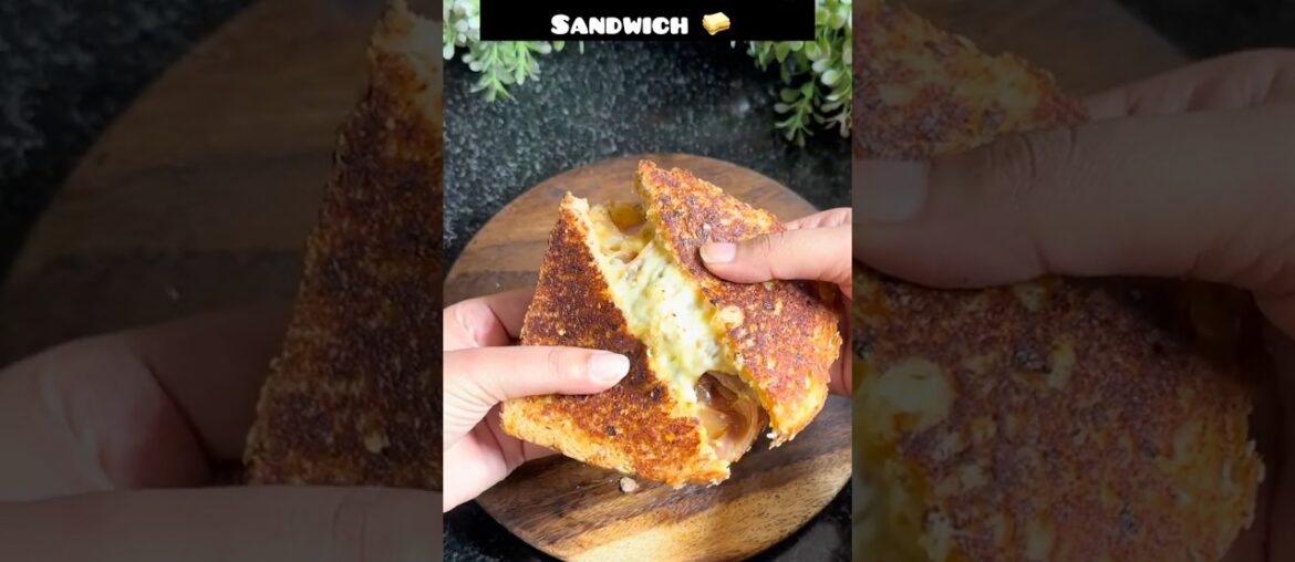 Caramelised Onion Sandwich 🧅🥪 | Easy Gourmet Sandwich at Home #shorts#food#trending