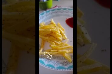 Homemade french fries 🍟 #trending #food #cooking #shortsfeed #viral #frenchfries #fries #homemade