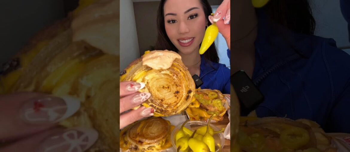 In N Out Flying Dutchman 🌶️🔥🍔 #mukbang #asmr #food #shortvideo #shorts #ytshorts #foodie #fyp