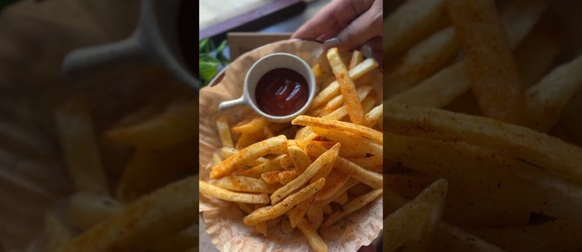 #friesathome #frenchfries #recipe #ivegetariangirl #shortsviral #shortsfeed #shortvideo