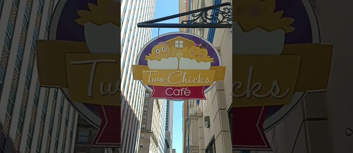 Two Chicks Cafe In French Quarters #neworleans #brunchtime #food #foodie