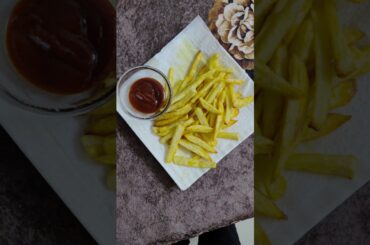 Crispy Aloo French Fries 🍟 | Perfect Homemade Fries #Shorts