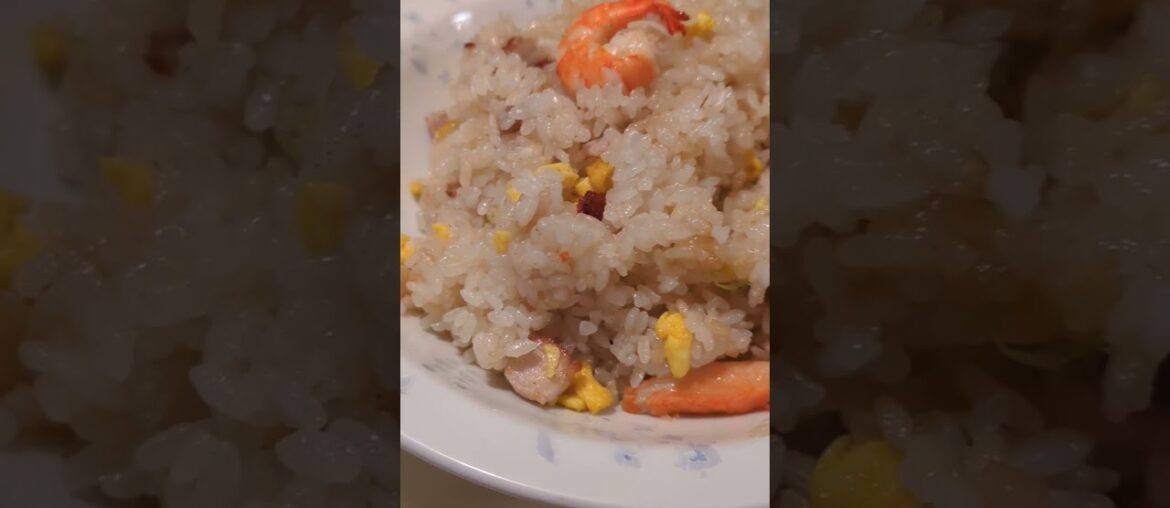 【住宅街の中にポツンと町中華】 #グルメ #美味しい #町中華 #lunch #中華料理 #チャーハン #餃子