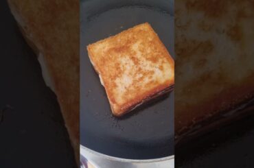 Golden Milk Toast with Banana & Honey 🍯✨ | Easy Recipe|Than French Toast? 🍞 Toast with Banana & Jam!