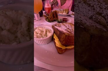High Noon #douglasville  #georgia #brunch #frenchtoast #bellini #mimosa #food #spring #shorts