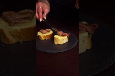 ASMR 🤤 Crostini Gourmet: Burro e Acciughe al Tartufo! 🥖 #shorts  #tartufo #coffee #cucinafacile