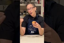 Difference Between French & American Eggs