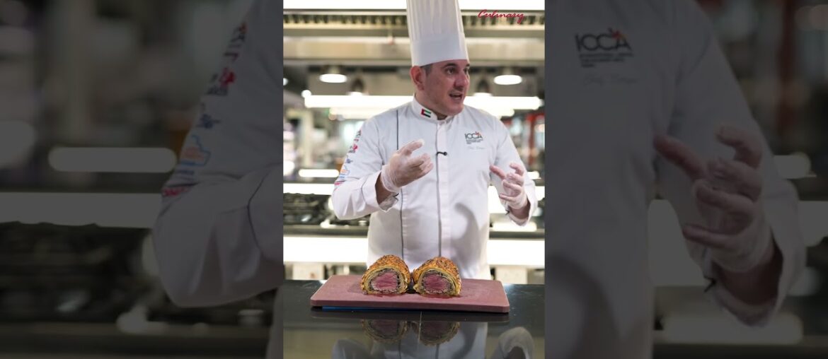 🥩 Inside the Perfect Beef Wellington 👨‍🍳✨