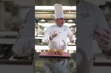 🥩 Inside the Perfect Beef Wellington 👨‍🍳✨