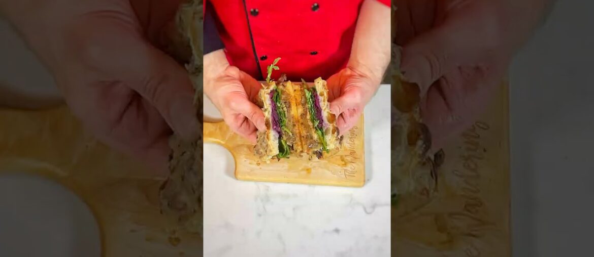 French Onion Soup Focaccia Sandwich!#focacciabread #breadbaker