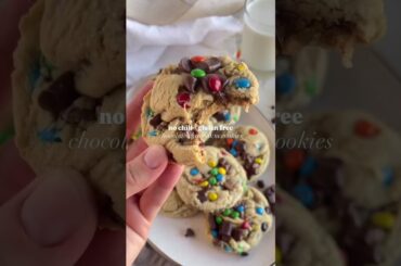 Gluten Free M&M Chocolate Chip Cookies 🤩  #chocolatechips #chocolatechipcookies #cookies