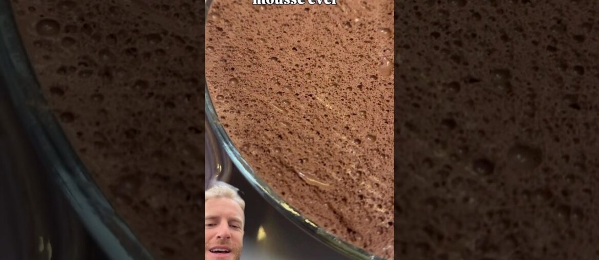 🍫MOUSSE DE CHOCOLATE PERFEITA (estilo francês) 🍫MOUSSE DE CHOCOLATE PERFEITA (estilo francês)