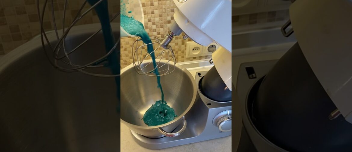 Lesson macarons #macarons #кондитер #baking