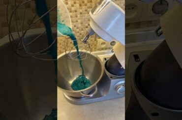 Lesson macarons #macarons #кондитер #baking