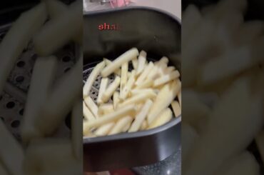 How to make Amul frozen French fries in Air fryer #shorts #food