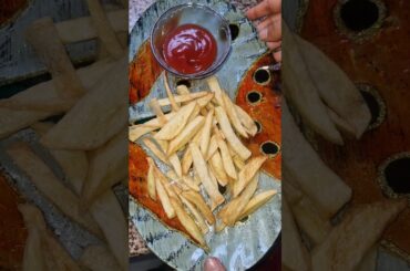 crunchy 😋👌and yummy French 😋😋fries at home soo delicious 😋 #recipe #frenchfood  # shorts videos