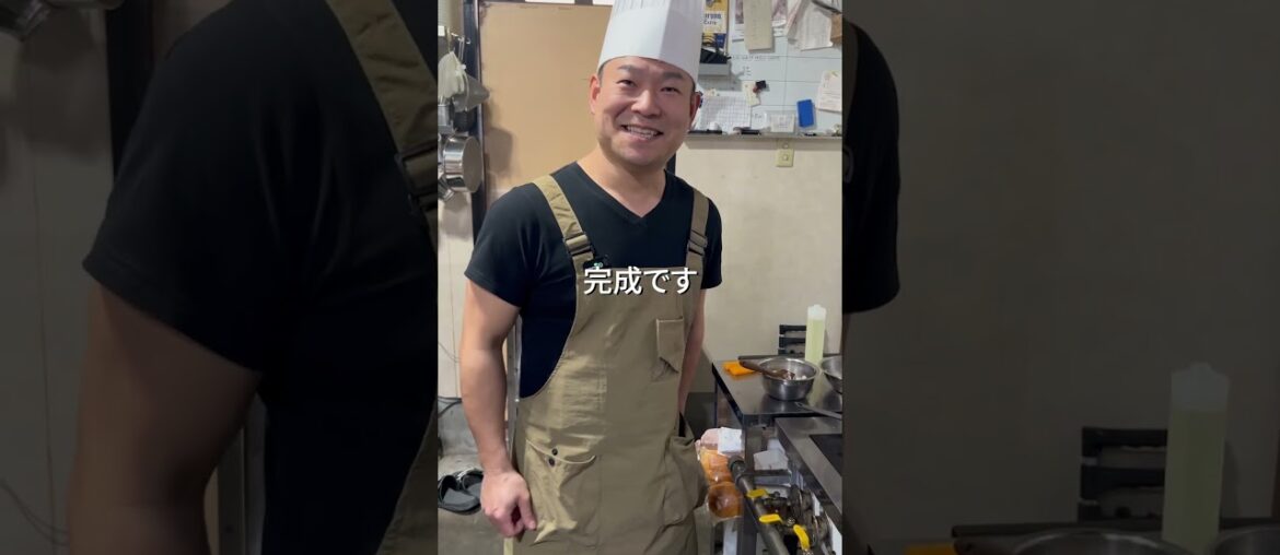 チャーハンはどっちが美味しくなる？鉄フライパンVSテフロンパン！フレンチシェフが検証！#鉄フライパン #テフロンパン #検証 #チャーハン #フレンチシェフ