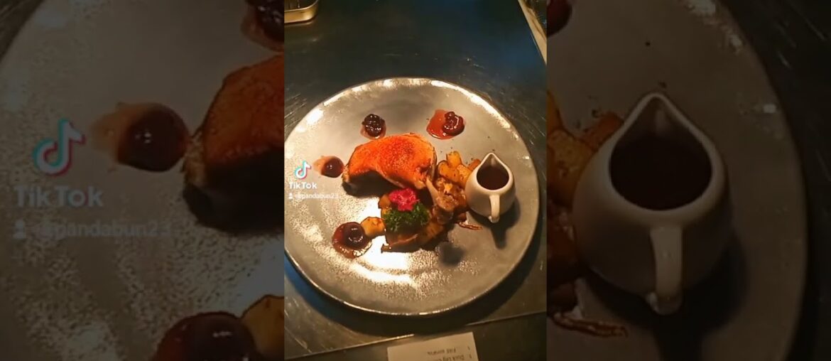 duck lag comfit Fine dining in true Paris style 🇫🇷🍷Taste the elegance in every bite ✨