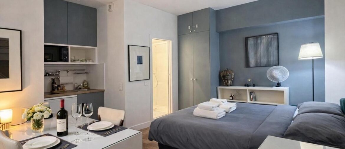 Tres Joli studio en plein cœur du 11eme | Paris, France | Hotel Review 🏩