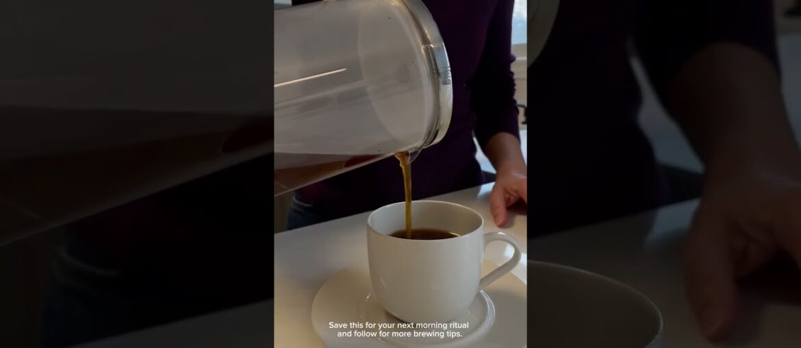 How to Brew French Press Coffee Like a Pro (1-Min Guide)