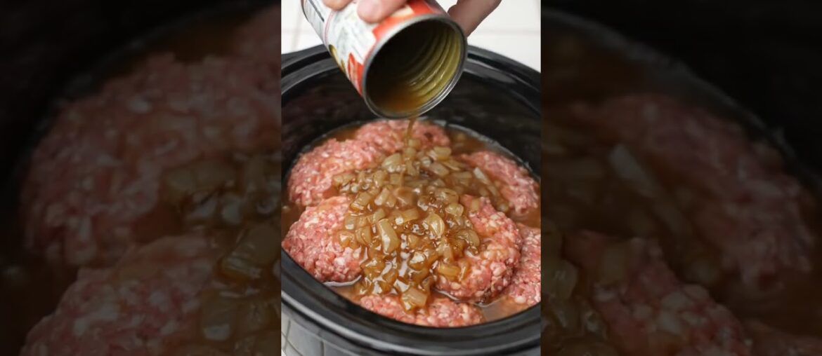 Slow Cooker French Onion Beef Patties 🥩🧅
