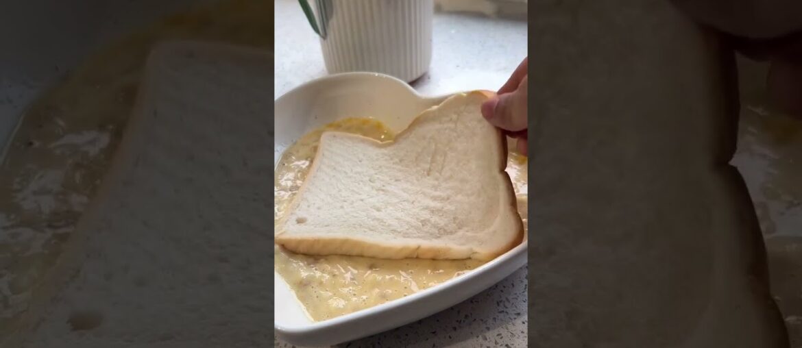 🍌✨ Easiest & Levelled-Up Banana French Toast #FrenchToast #BananaFrenchToast #EasyBreakfast