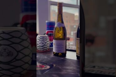 Wine & Vibe Wednesday 🇫🇷