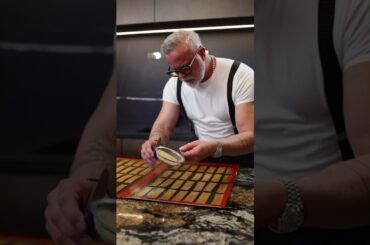 Filo leaves, vanilla cream ❤️#fashion #food #chef #recipe #foodie #world