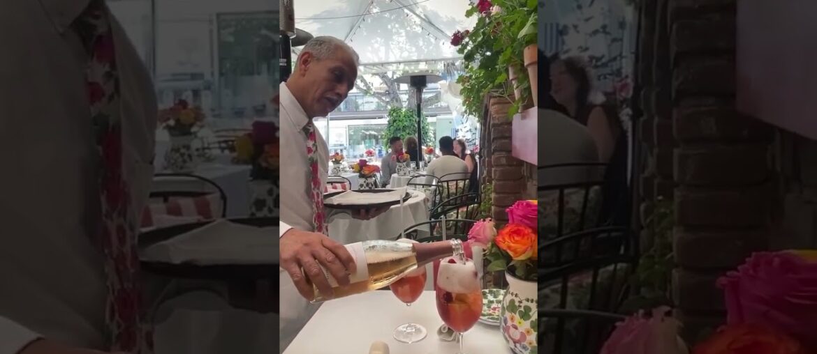 Did someone say French Champagne Rosé Sangria? I thought so…