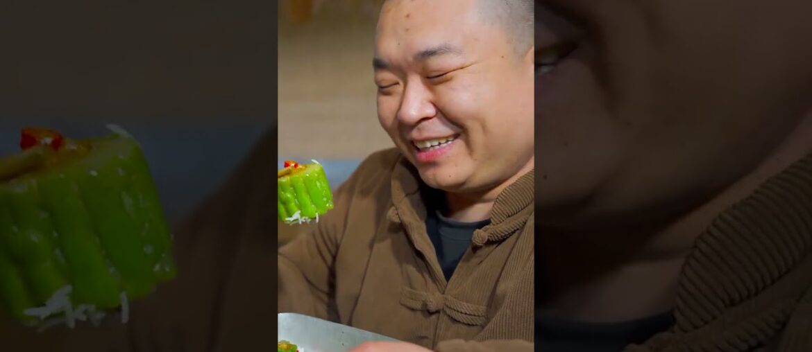 Three Mischievous Friends: Gourmet Blind Boxes#food #shorts Three Mischievous Friends: Gourmet Blind Boxes#food #shorts