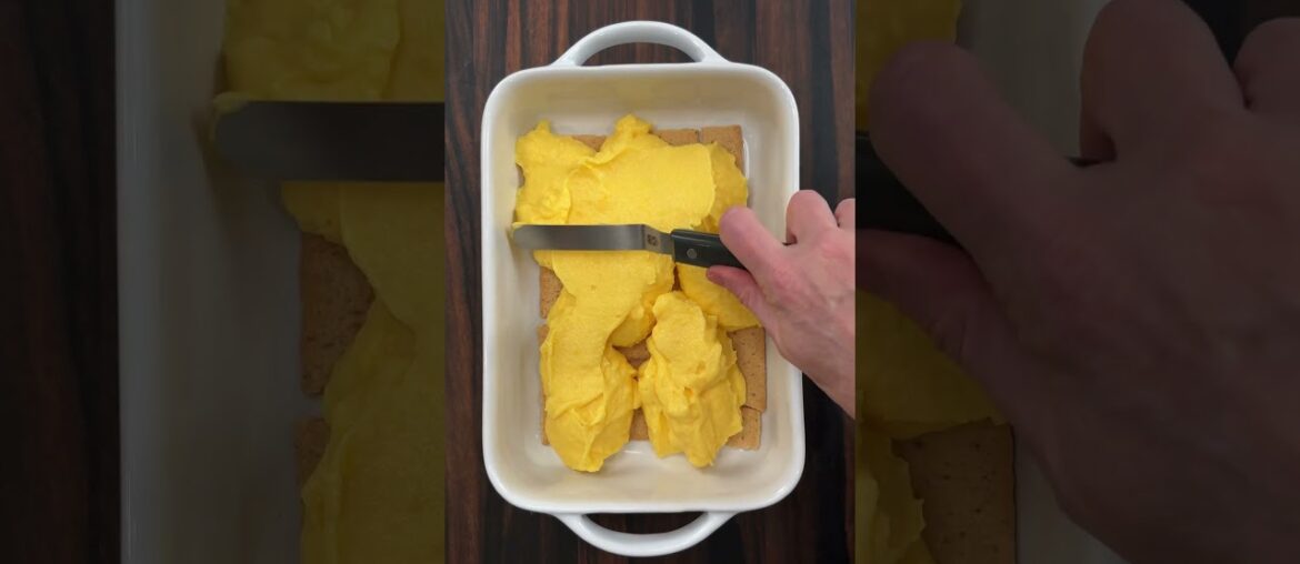 No-Bake Strawberry Eclair Cake