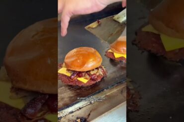 Gogo burgers 📍C. Francia 1733, Moderna, 44190 Guadalajara #food4fer #guadalajara #hamburguesa