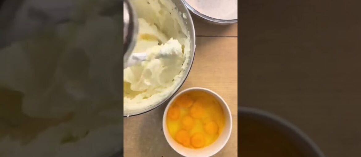 Cream Cheese Pound Cake Recipe (French Vanilla Edition): Jaffry’s Cream Cheese Poundcake Recipe: - 3