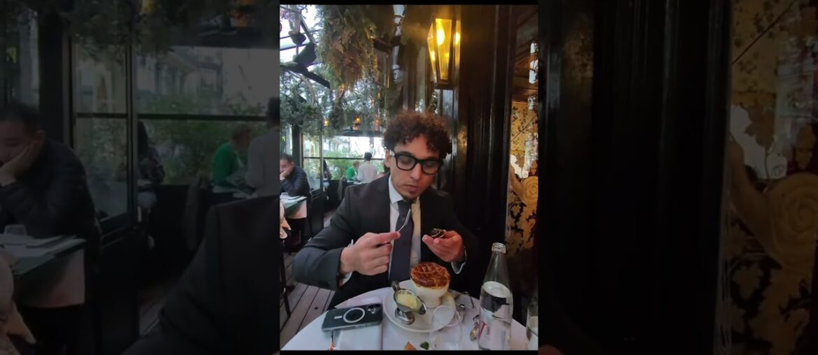 POV: Tourist tries French snails in Paris, France🇫🇷 #food #pov #travel #paris #france